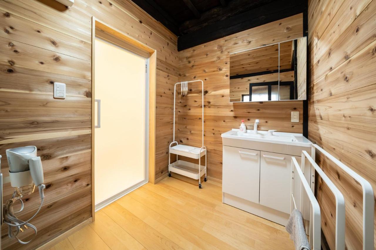 Livegrace House Lake Saiko 西湖古民家 Γιαμανάσι Εξωτερικό φωτογραφία
