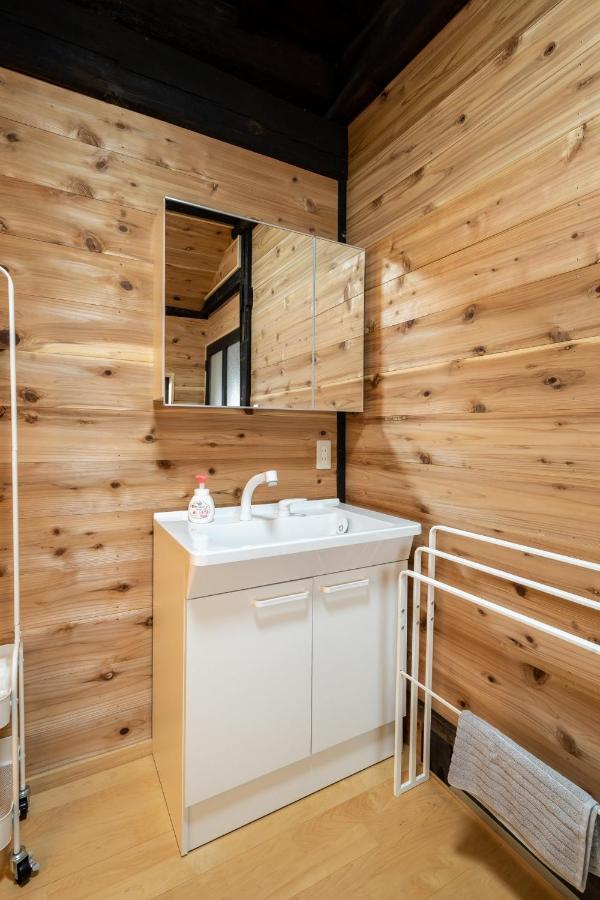 Livegrace House Lake Saiko 西湖古民家 Γιαμανάσι Εξωτερικό φωτογραφία